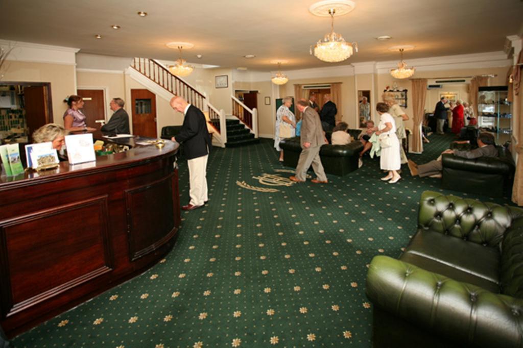 Cliff Head Hotel Carlyon Bay Eksteriør billede